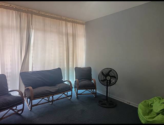 2 BEDROOM FLAT FOR SALE IN THREE RIVERS